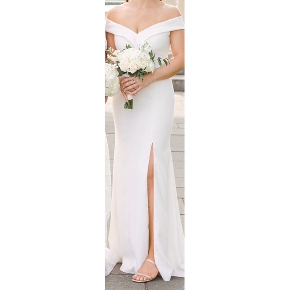 Dessy Bridesmaid Dress - Ivory Crepe, size 6 - Picture 1 of 2